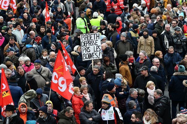 troisieme appel de huit syndicats a manifester a nevers contre le projet de reforme des retraites
