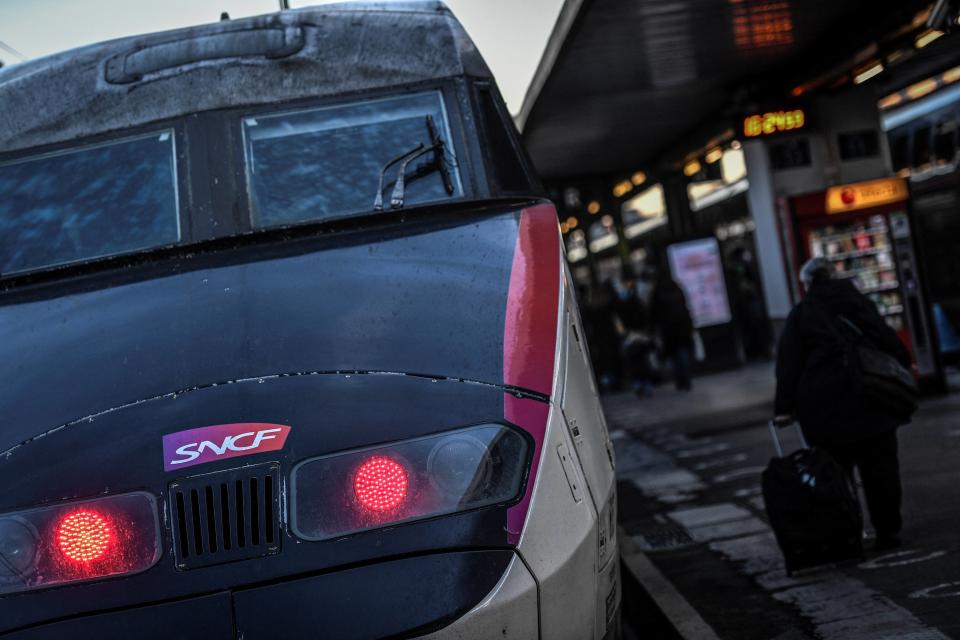Pas de grève à la SNCF pour les vacances de Noël, annoncent finalement les syndicats